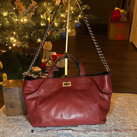 257. CHANEL Reissue Red Leather Chain Shoulder Bag with COA - Picture 13 of 13